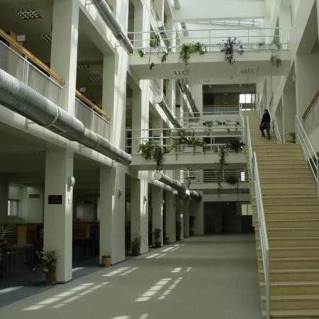 İnönü Üniversitesi Kütüphane